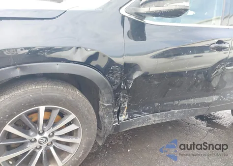 2017 Toyota Highlander Xle z USA, uszkodzony, nr VIN 5TDJZRFH2HS367521